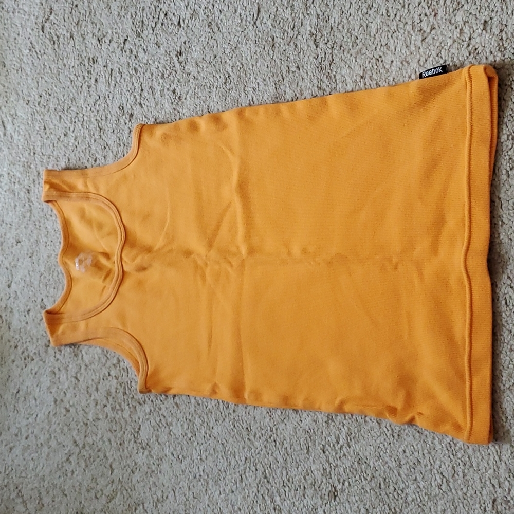 4 Reebok Tank Tops - Picture 12 of 13